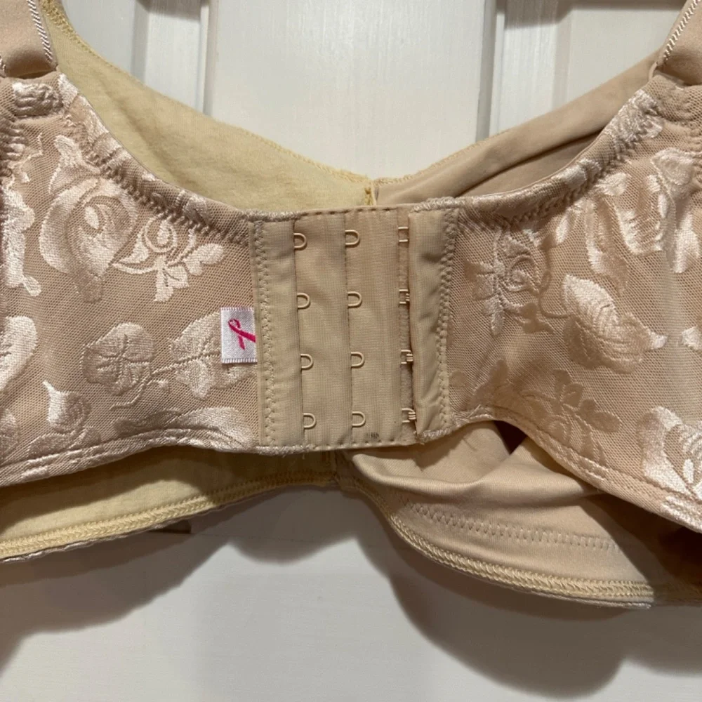 Wacoal 42D Awareness Full Figure Seamless WireFree Bra 85276 Sand Beige New - Picture 6 of 7